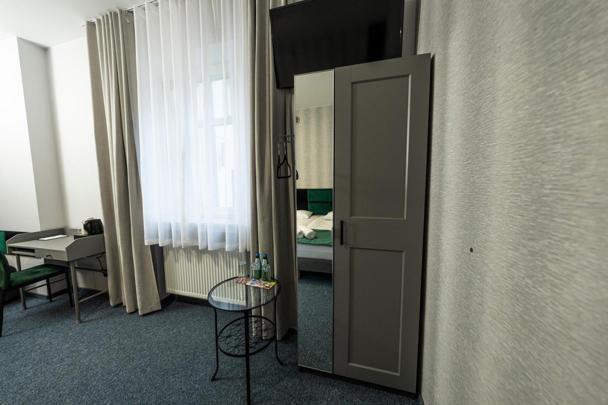 Elegant Apartments 波兹南 外观 照片